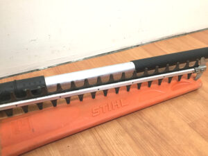 スチール ロングリーチヘッジトリマー HLA85-2